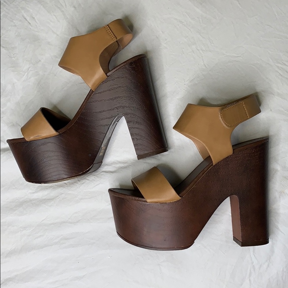 Chunky heel nude sandals